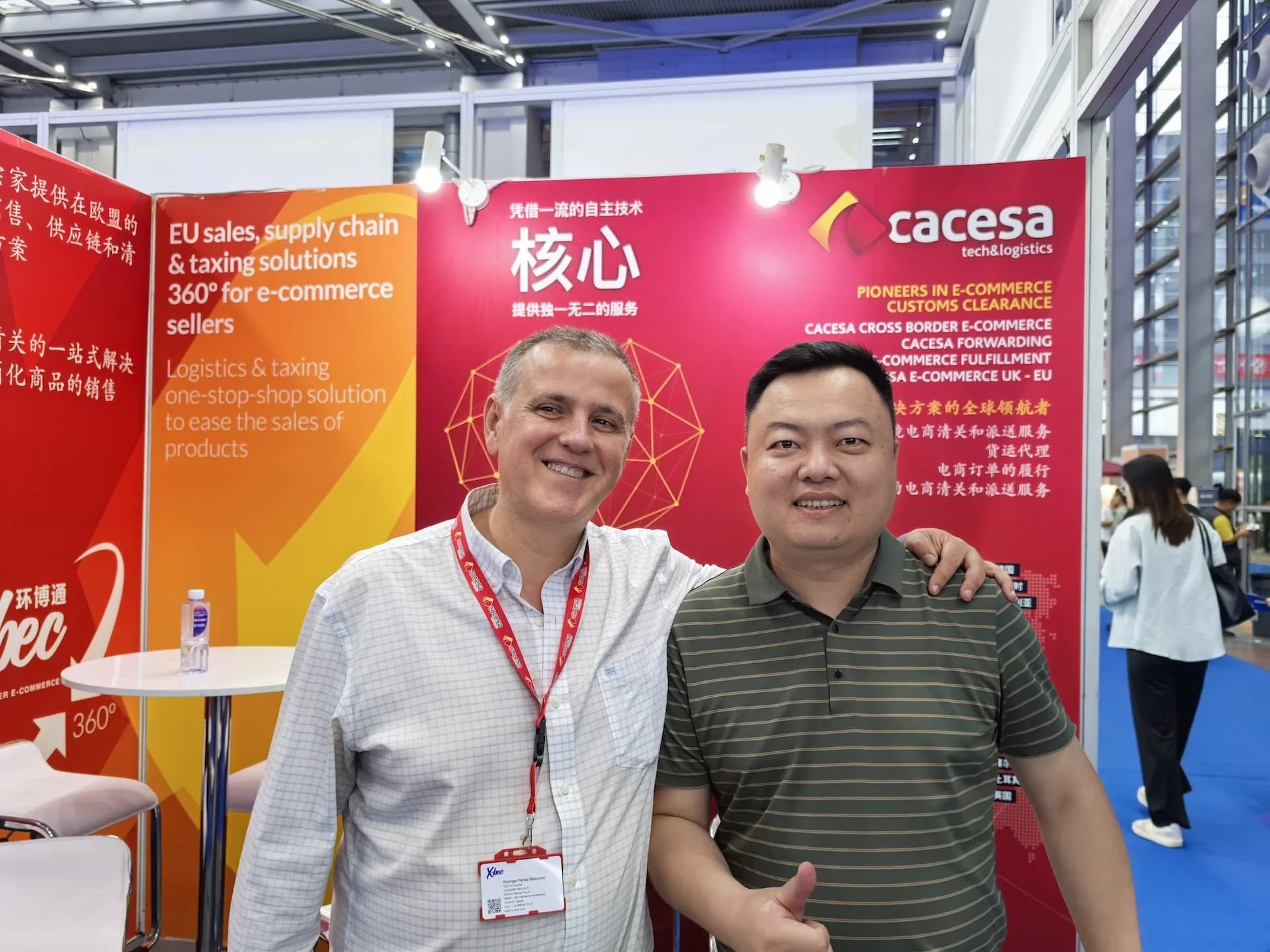 International logistics partner meeting at an industry exhibition